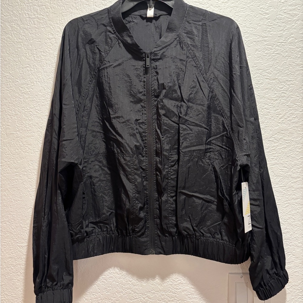 Zella Women's Black Bomber Jacket Nylon NWT - Picture 10 of 10